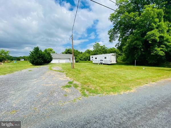 2709 BANK RD, Nanticoke, MD 21840