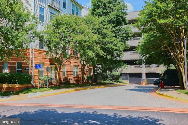 2791 CENTERBORO DR #271, Vienna, VA 22181