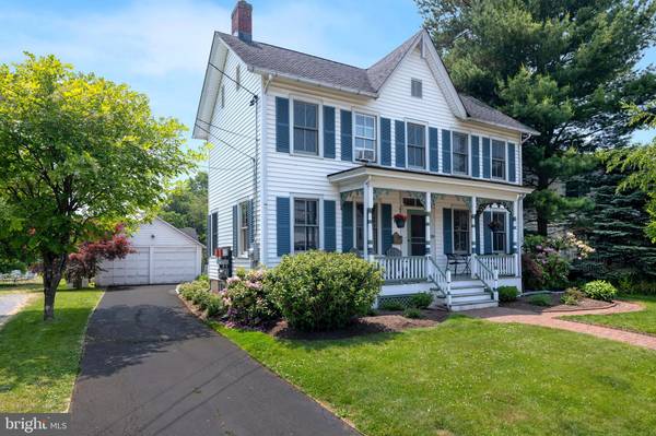 29 COLUMBIA AVE, Hopewell, NJ 08525