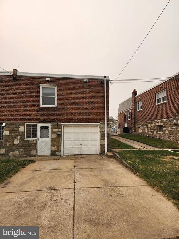 Philadelphia, PA 19152,8511 AGUSTA ST