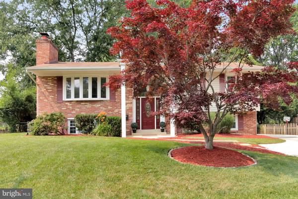 7004 VAGABOND DR, Falls Church, VA 22042