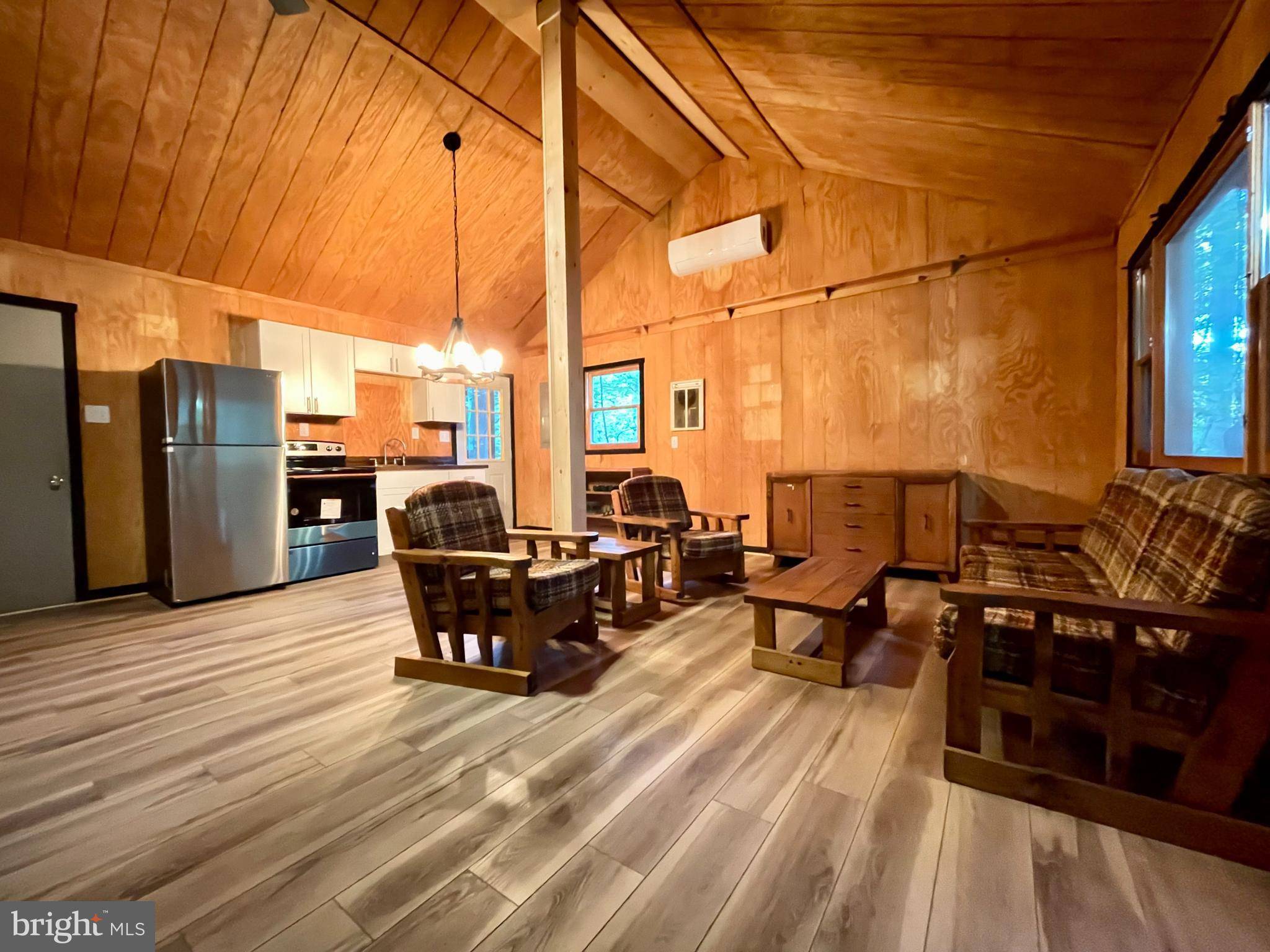 Hedgesville, WV 25427,41 TREEHOUSE CT