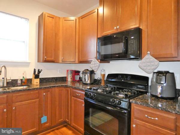 Triangle, VA 22172,4911 POTOMAC HIGHLANDS CIR