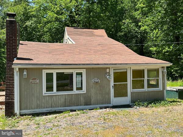 1350 CHURCH RD, Orrtanna, PA 17353