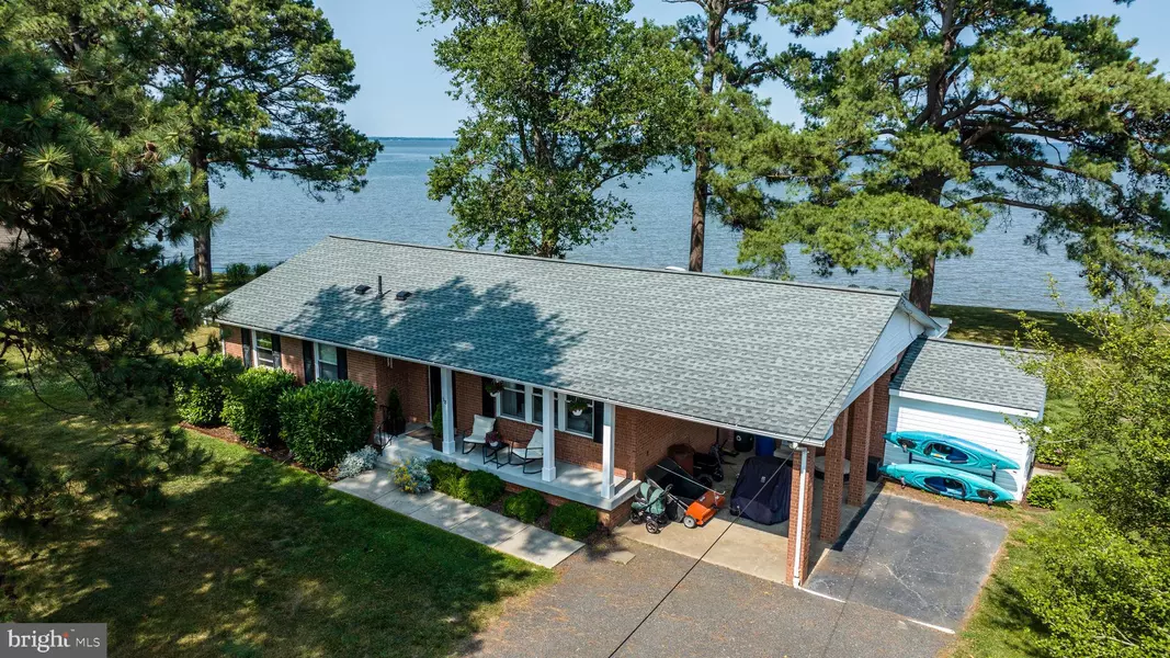 38 SHORE DR, Colonial Beach, VA 22443