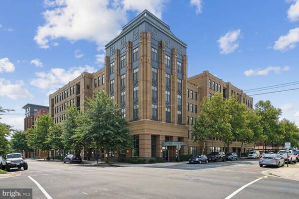 525 N FAYETTE ST #611, Alexandria, VA 22314