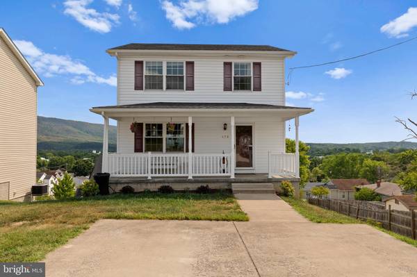 476 THOMPSON ST, Strasburg, VA 22657