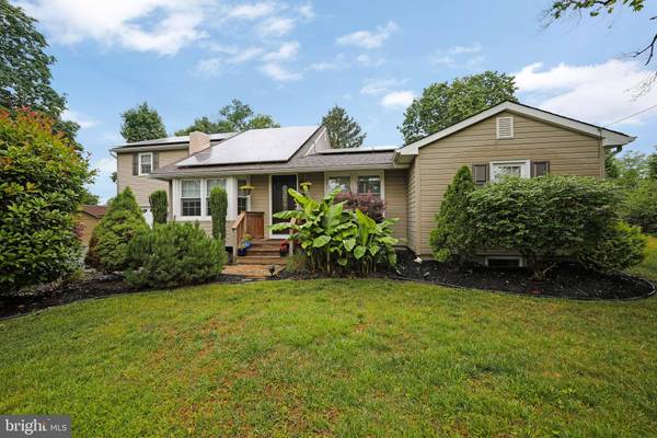 170 MERCER AVE, Sewell, NJ 08080