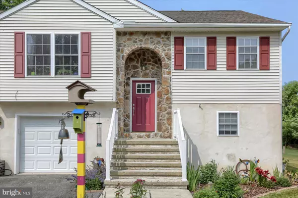 York, PA 17406,1228 ARBOR LN