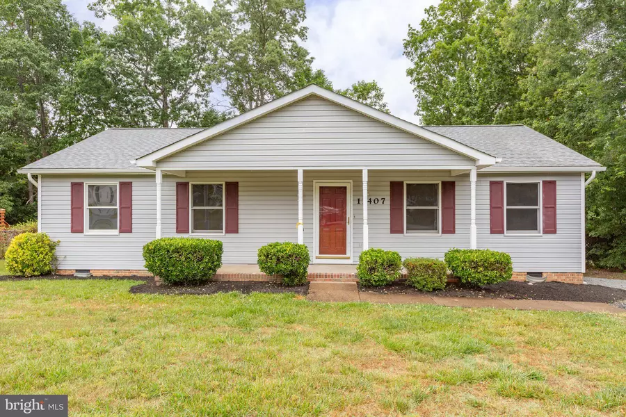 11407 ROSLYN RD, Fredericksburg, VA 22407