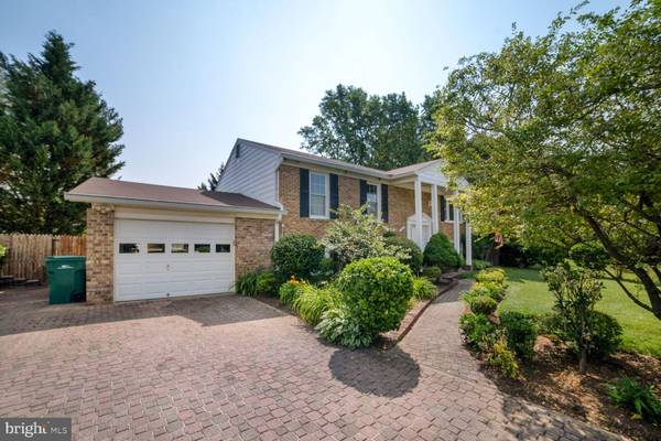 Olney, MD 20832,5 COATBRIDGE CT