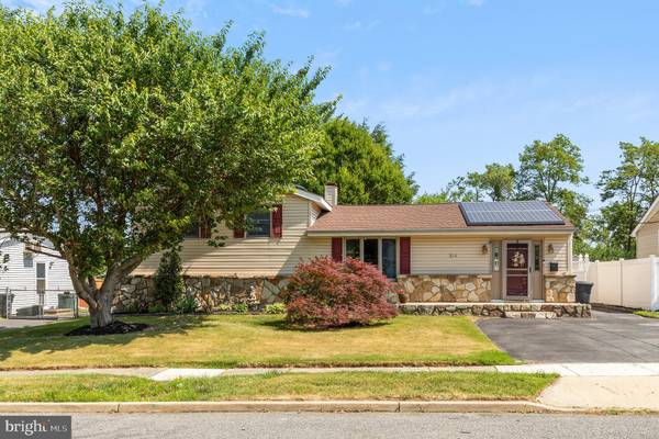 254 SOMERSET RD, Woodbury, NJ 08096