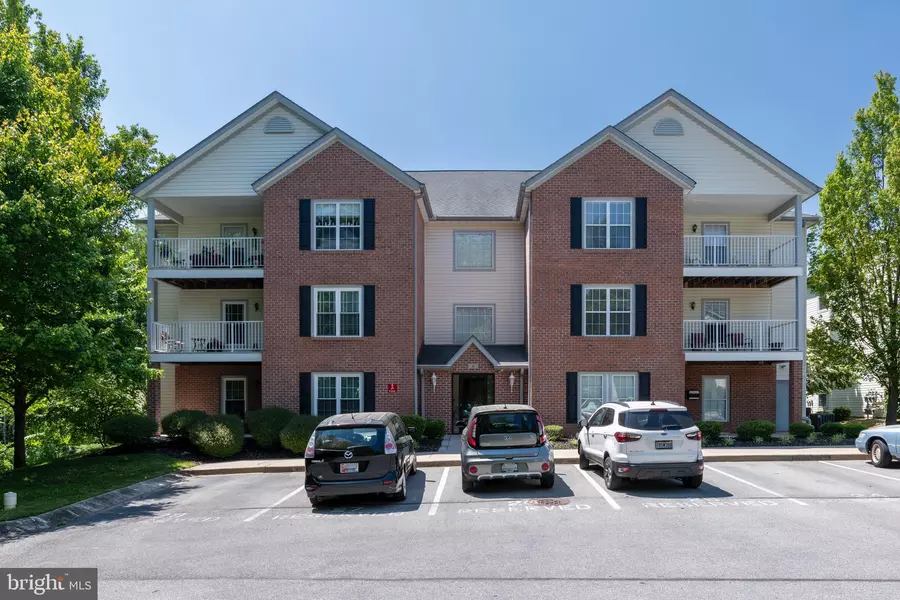 28 BELLA VITA CT #2C, Westminster, MD 21157