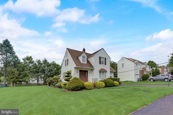 Feasterville Trevose, PA 19053,27 PARK LN