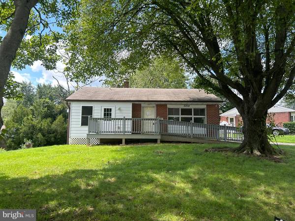 2204 SPRINGHOUSE LN, Aston, PA 19014