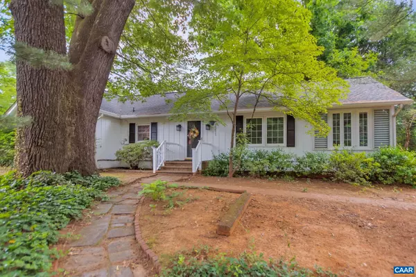 2211 SHELBY DR, Charlottesville, VA 22901