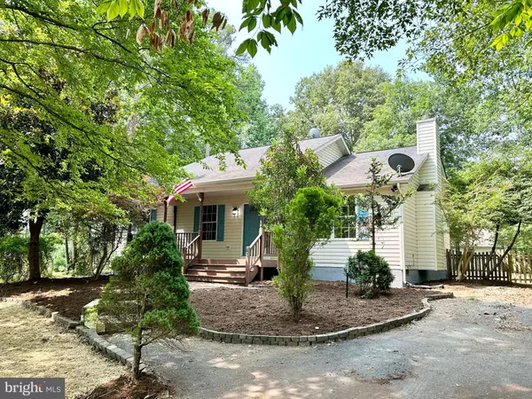 4 POWHATAN RD, Palmyra, VA 22963