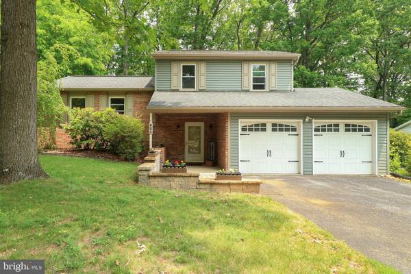 449 CANTERBURY DR, State College, PA 16803