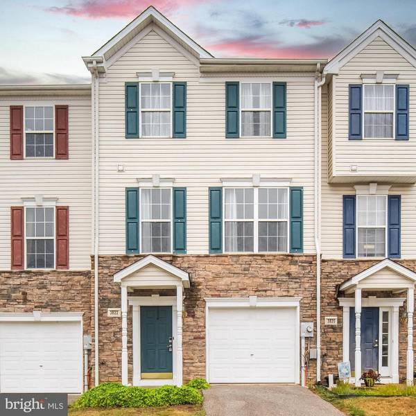 3822 ARMORY LN #3822, York, PA 17408