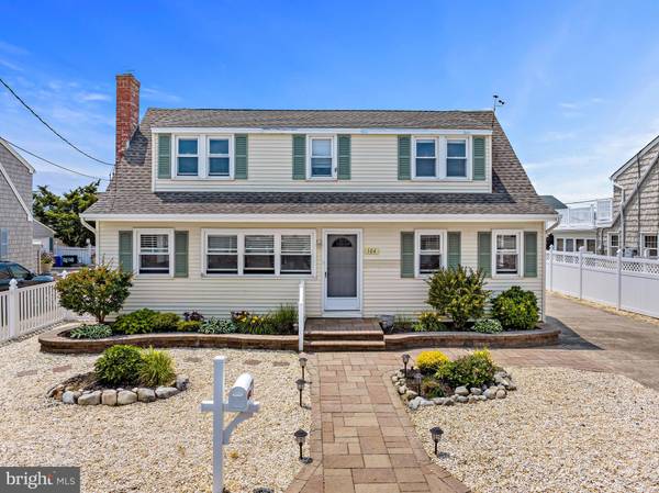 104 E MACEVOY, Long Beach Township, NJ 08008