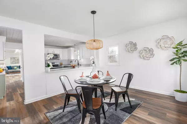 Burr Hill, VA 22433,29180 RACCOON FORD RD