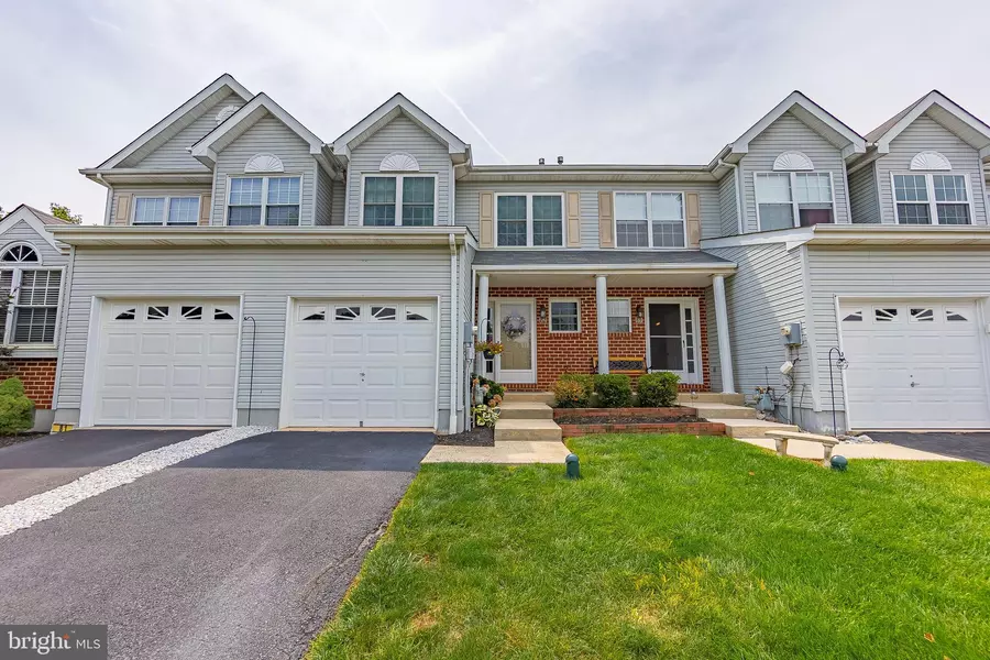 82 FORREST CT, Royersford, PA 19468