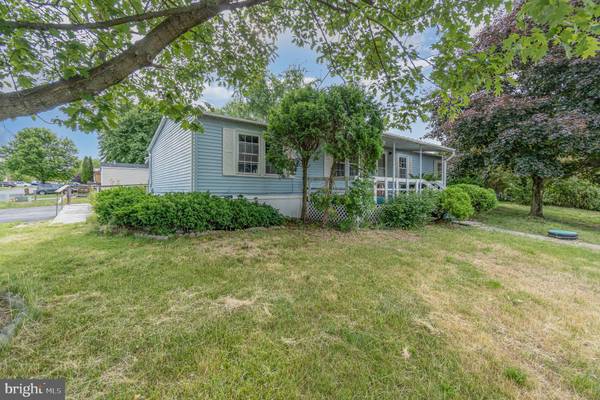 72 AUSTIN DR, Grantville, PA 17028