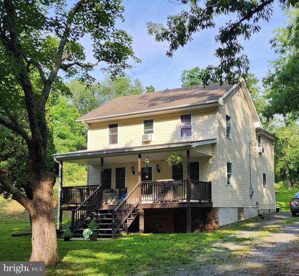 62 SPOHRS RD, Berkeley Springs, WV 25411