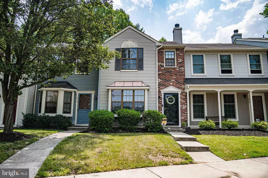 511 ESSEX CT, Mantua, NJ 08051