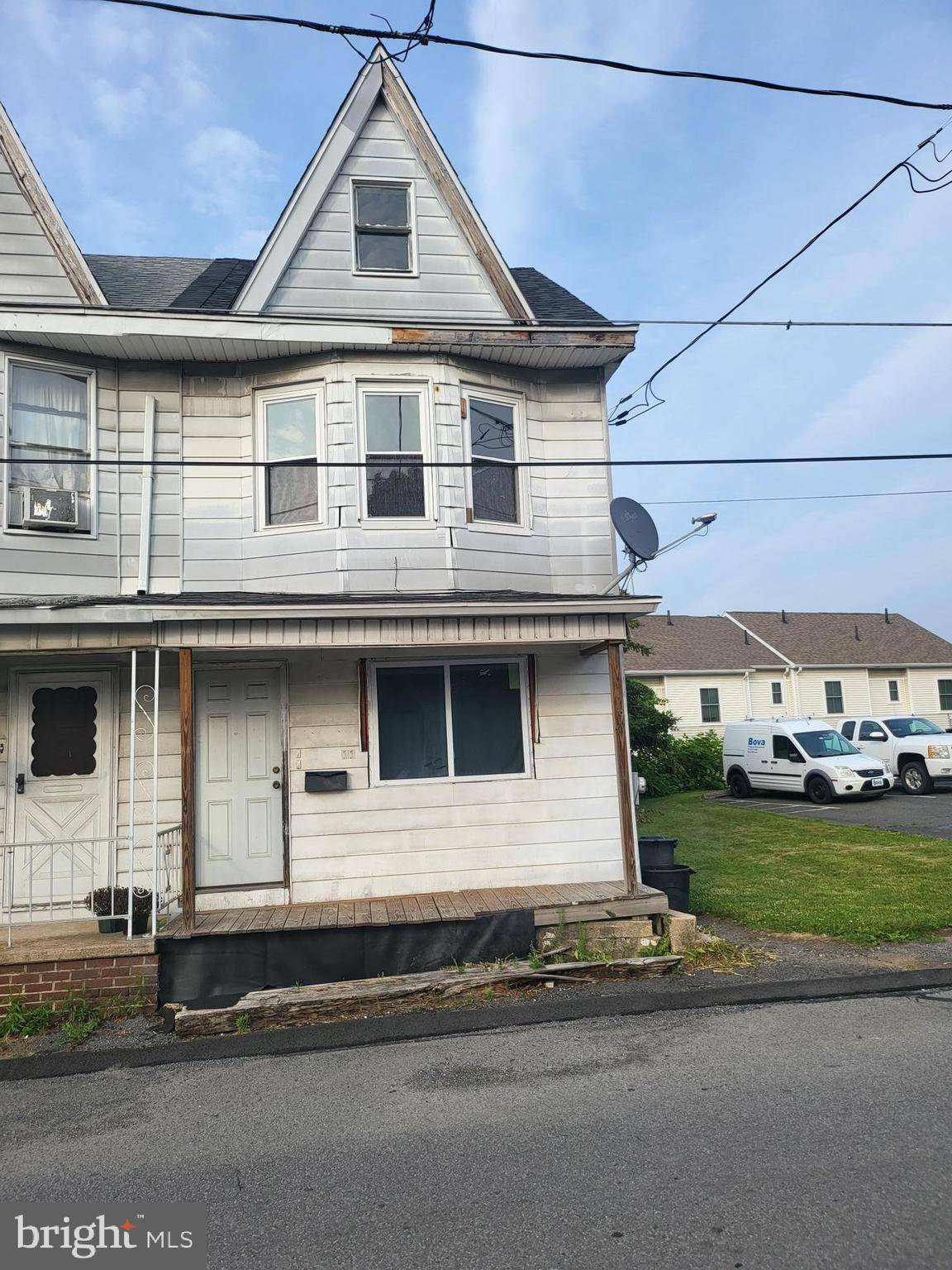 Frackville, PA 17931,11 S MAHANOY ST