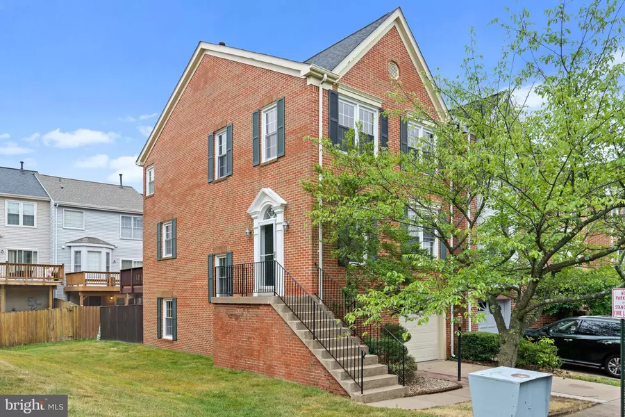 4706 MINOR CIR, Alexandria, VA 22312