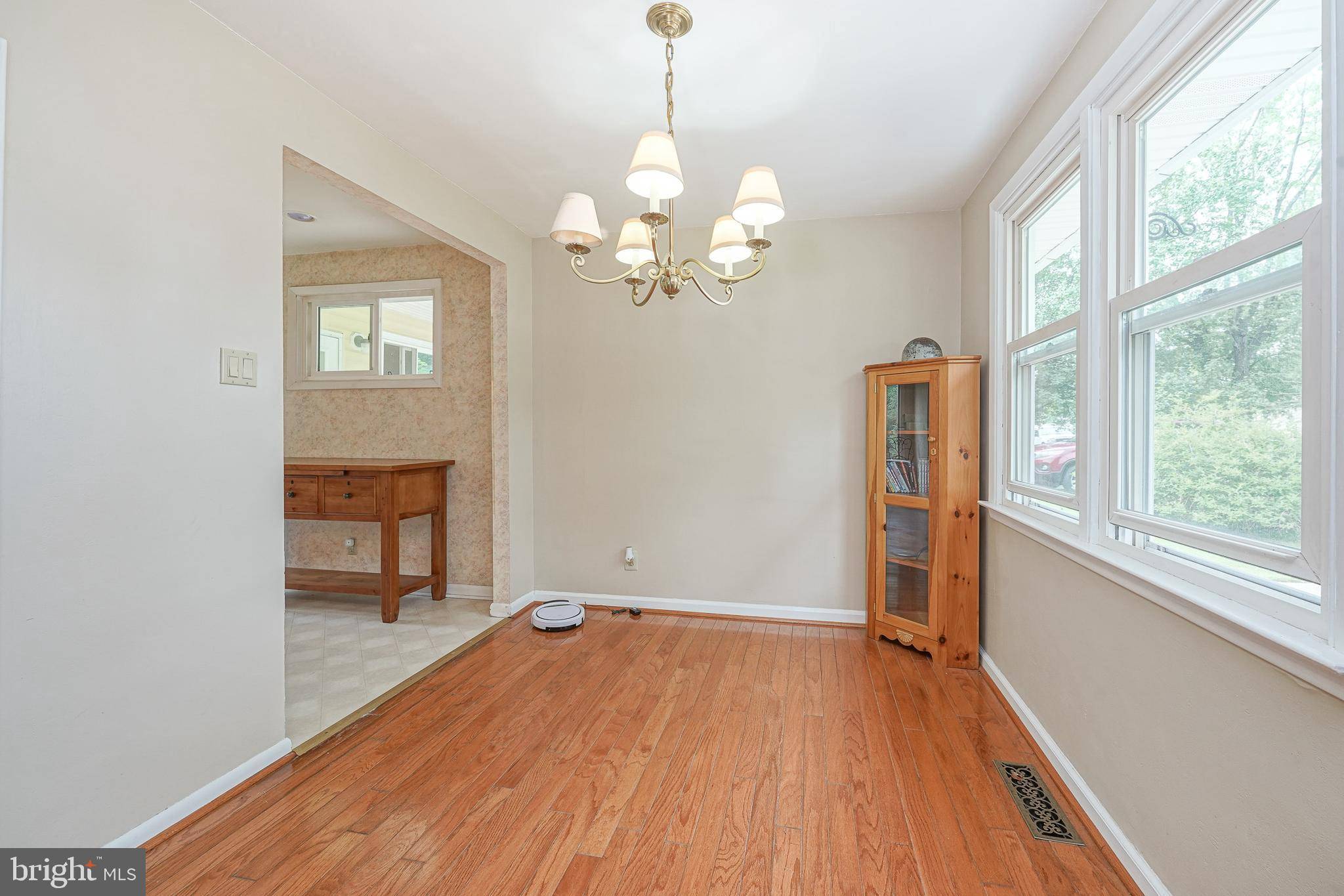 Somerdale, NJ 08083,30 FARNDALE RD