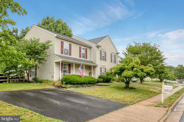 Round Hill, VA 20141,35912 CARRIAGE HILL DR