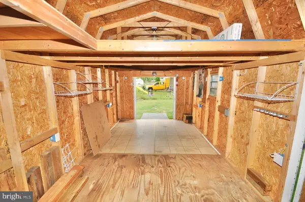 Florence, NJ 08518,424 W 2ND ST