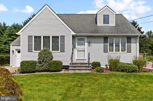 43 GOEKE DR, Hamilton, NJ 08610