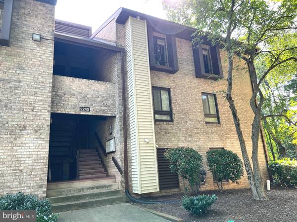 2245 CASTLE ROCK SQ #2B, Reston, VA 20191