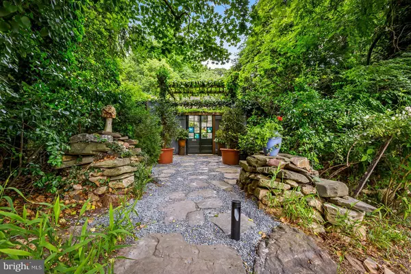 Baltimore, MD 21210,6001 OVERLOOK PL