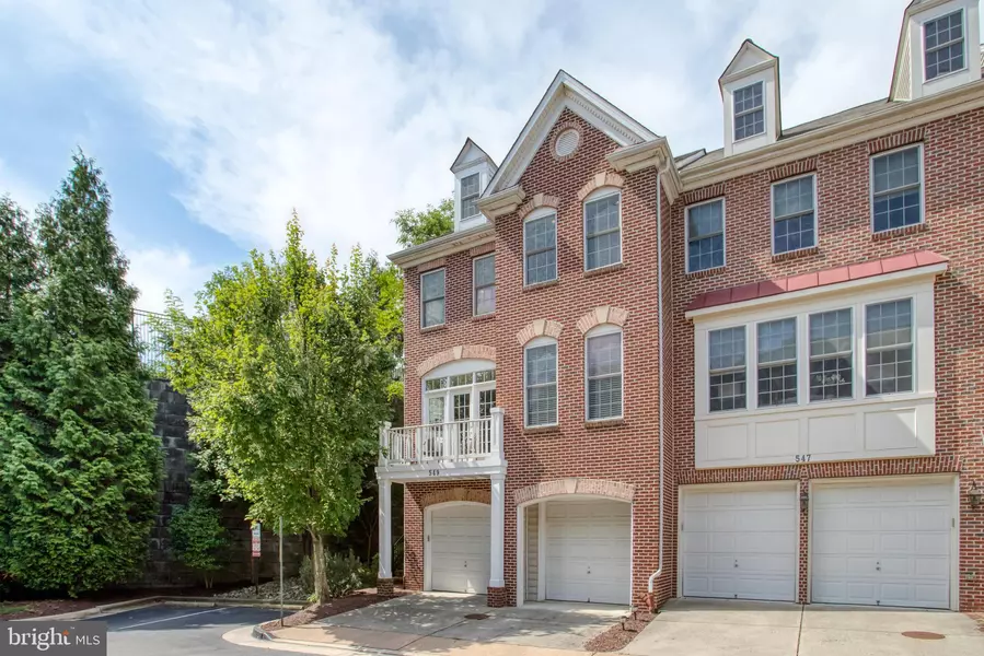 549 TRIADELPHIA WAY, Alexandria, VA 22312