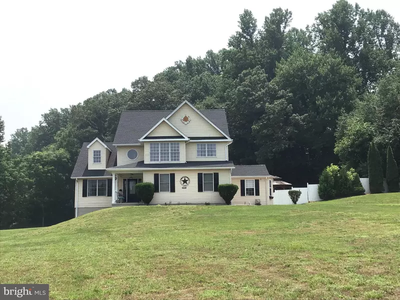 16807 OLD FIELD LN, Hughesville, MD 20637