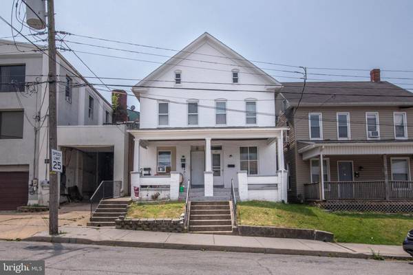 28-30 S PINE ST, Red Lion, PA 17356