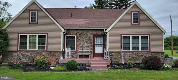 218 FREEMAN RD, Watsontown, PA 17777