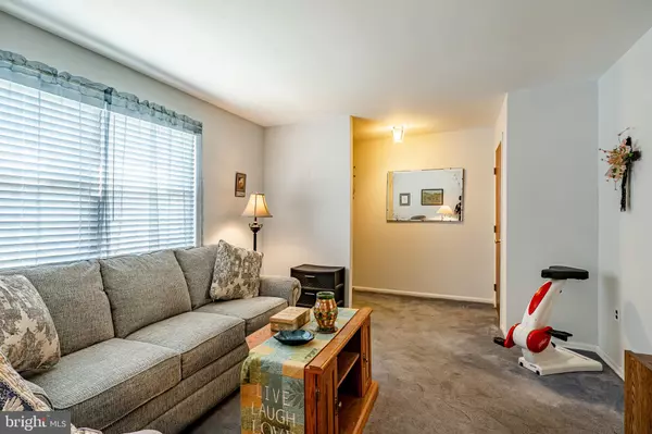 Wilmington, DE 19810,6 BAVARIAN LN