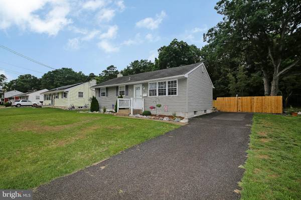 134 COUNTRY CLUB RD, Pine Hill, NJ 08021