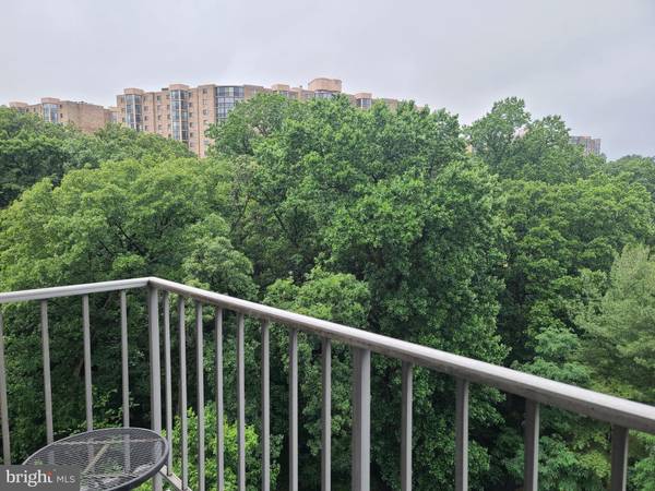 2059 HUNTINGTON AVE #1206, Alexandria, VA 22303