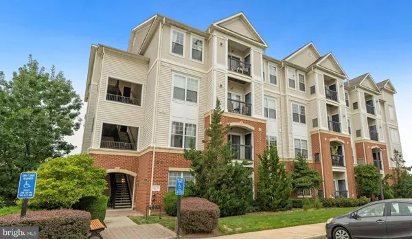 11350 ARISTOTLE DR #7-404, Fairfax, VA 22030