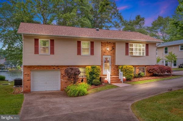 534 HARRISON CIR, Locust Grove, VA 22508