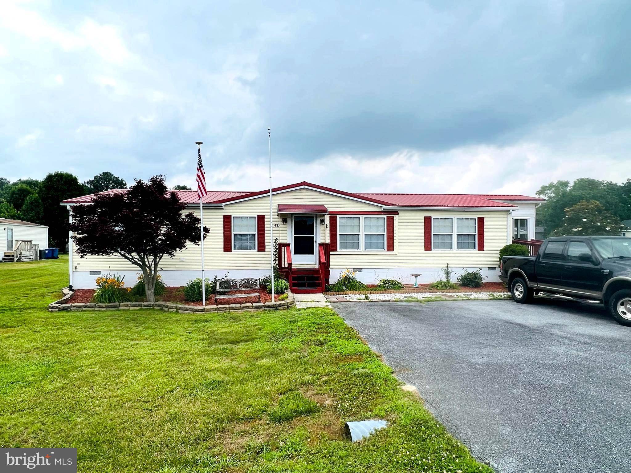 40 HITCH POND CIR #48965, Seaford, DE 19973