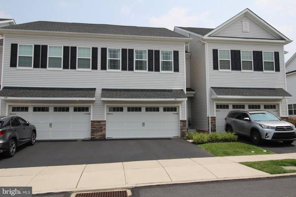 141 KNOCK HILL DR, Royersford, PA 19468