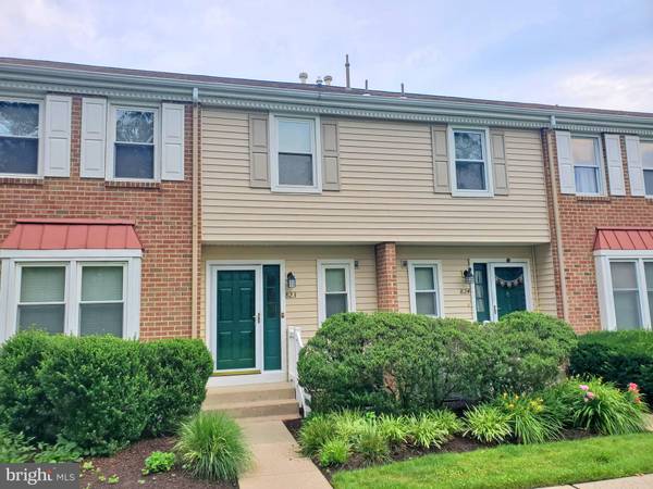 823 SOCIETY HILL, Cherry Hill, NJ 08003