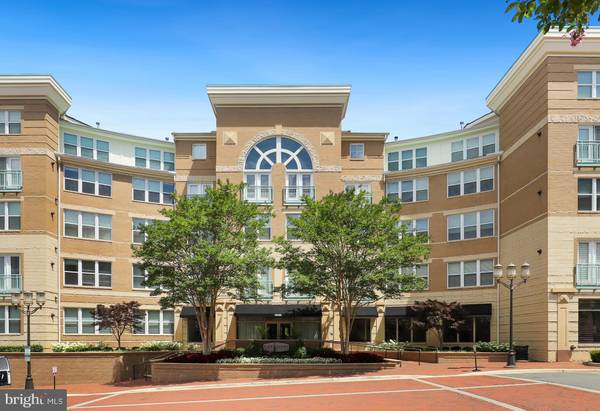 12000 MARKET ST #411, Reston, VA 20190